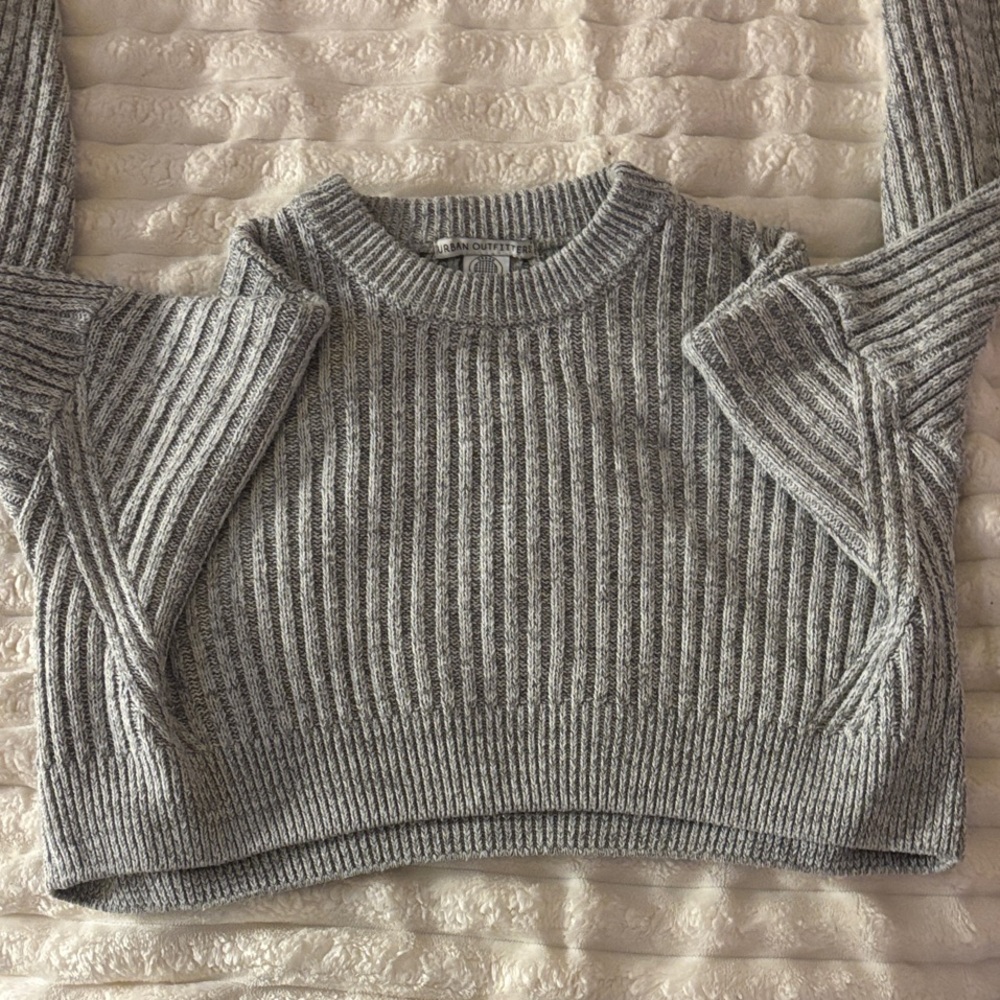 Urban Outfitters Gray Ribbed Crew Neck Sweater